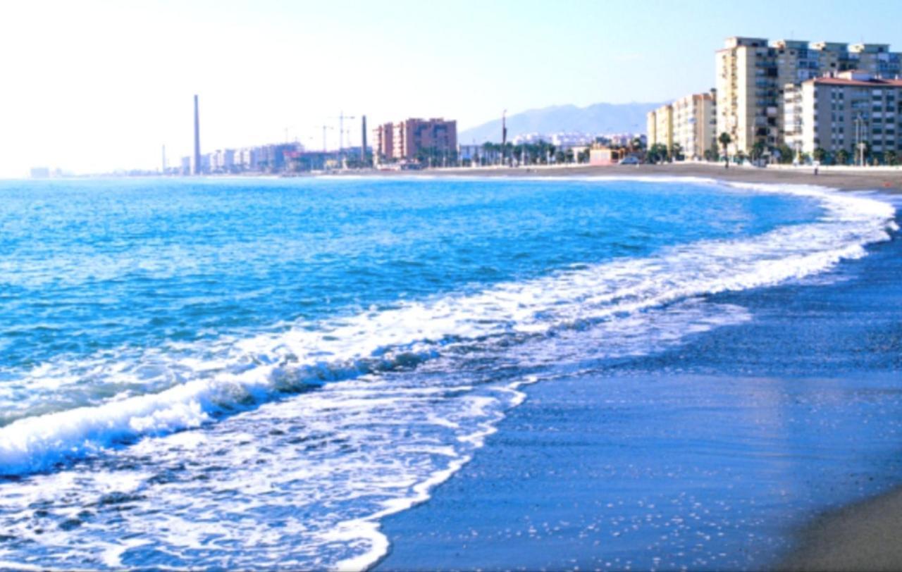 Habitacion Doble En Apartamento Compartido Dream In Malaga, Junto A Vialia Y Playa Buitenkant foto